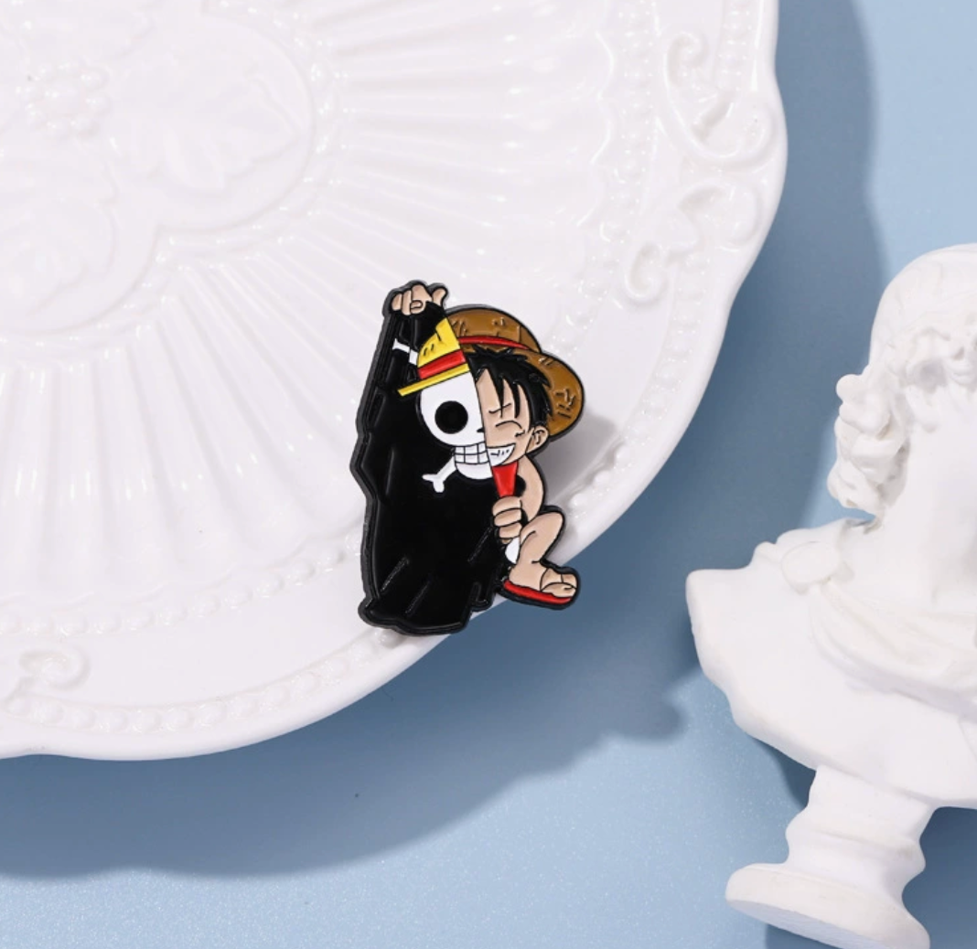 One Piece Cute Lapel Pin